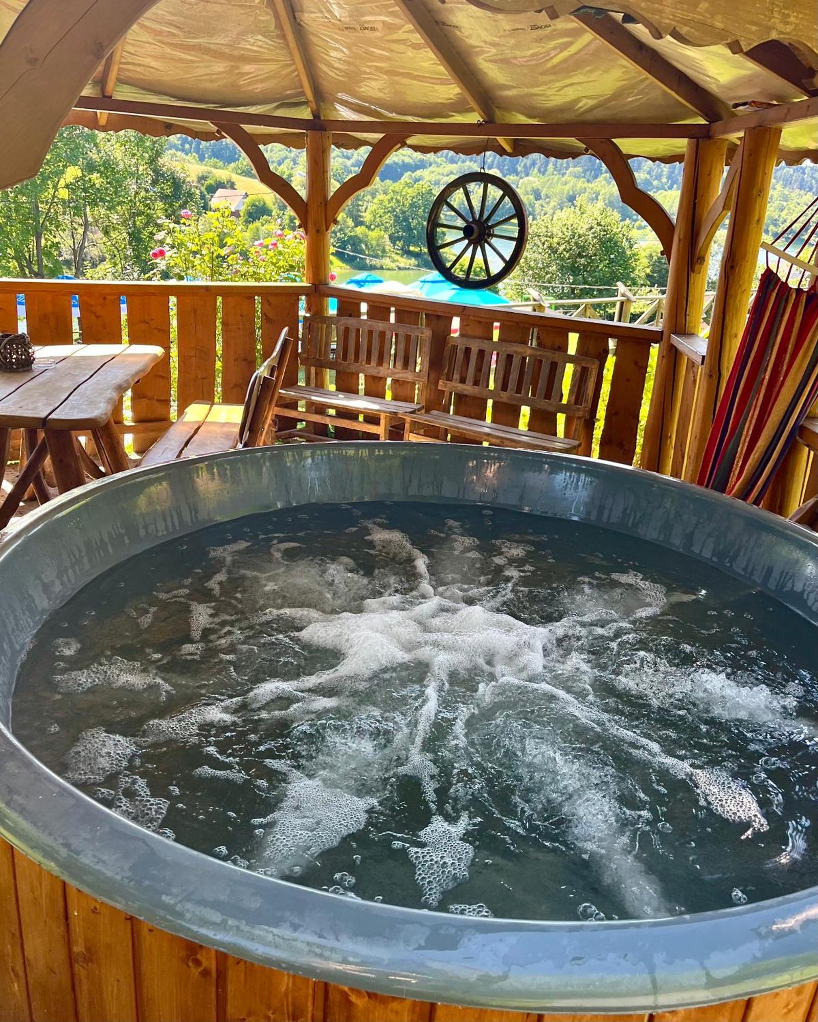Domki Dobra Miejscowka 80 M Od Jeziora Solinskigo Sauna Jacuzzi سولينا المظهر الخارجي الصورة